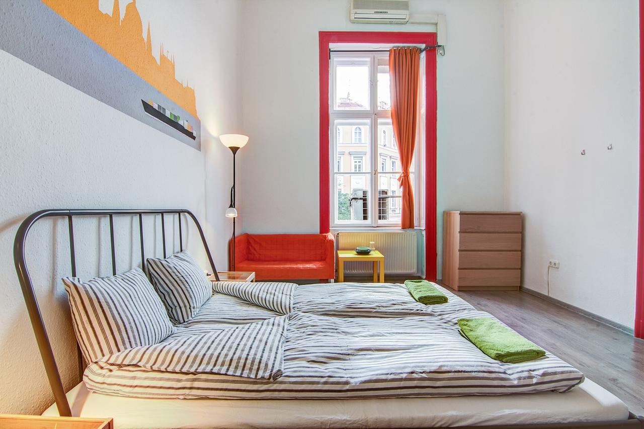 Pal'S Mini Hostel Budapest Exterior photo